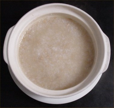 [ Porridge of tuna and rice ]